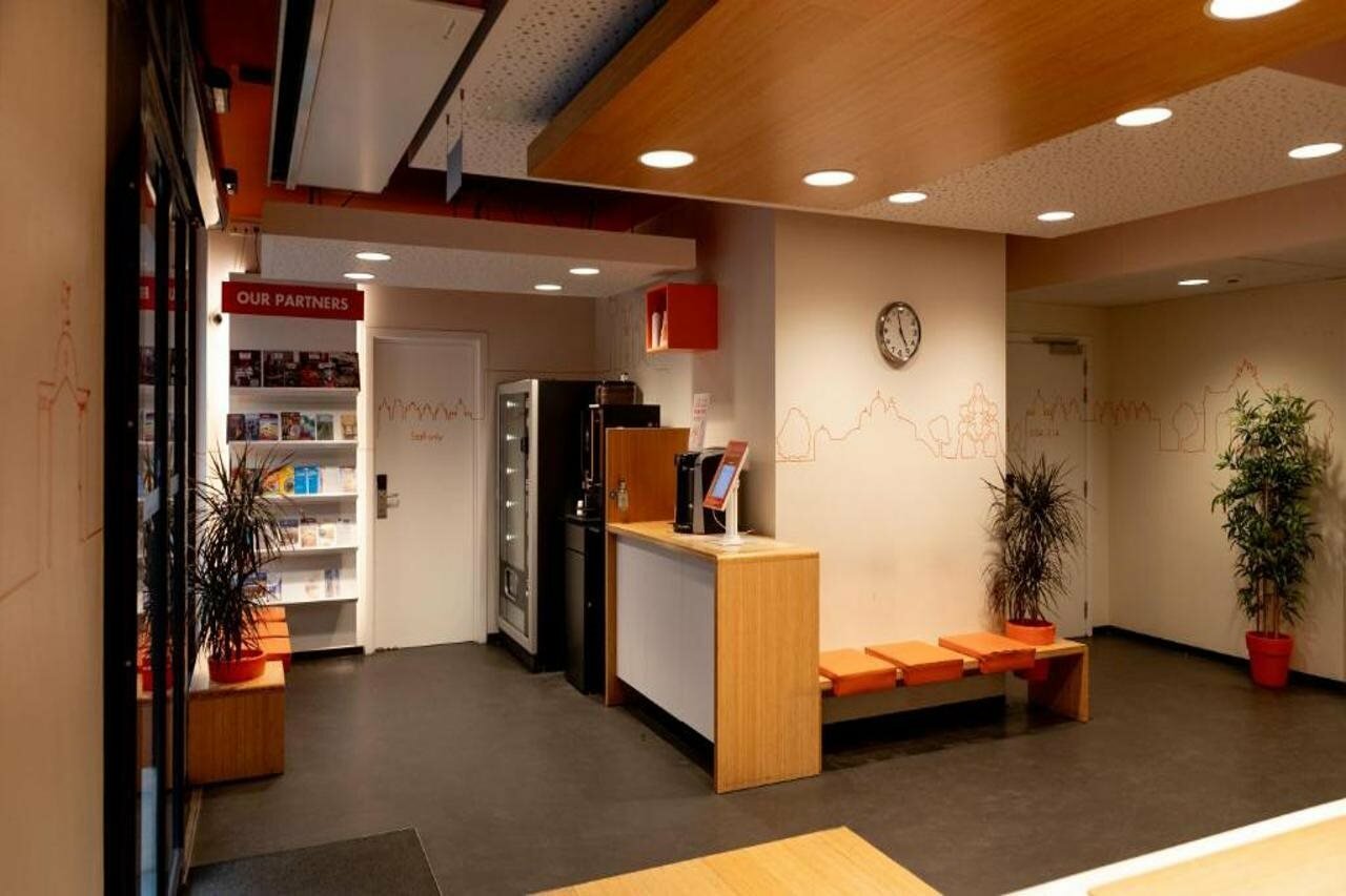 Фото EasyHotel Brussels City Centre