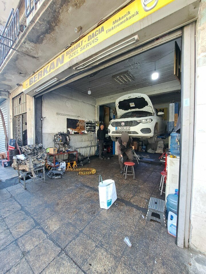 Car service, auto repair Berkan Renault Dacia Private Service, Izmir, photo
