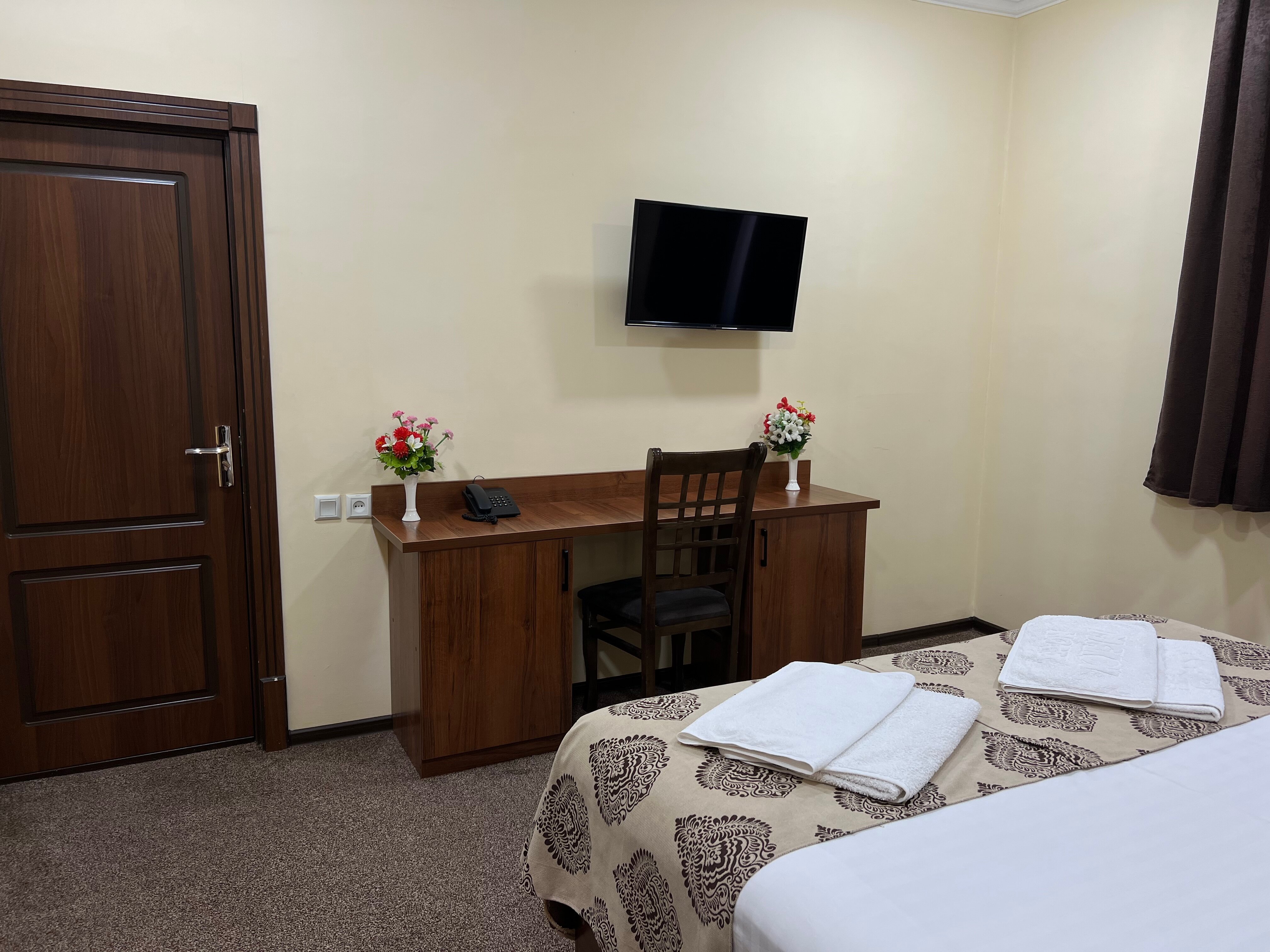 Фото Makon Hotel