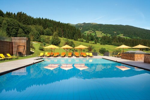 Гостиница Kempinski Hotel Das Tirol