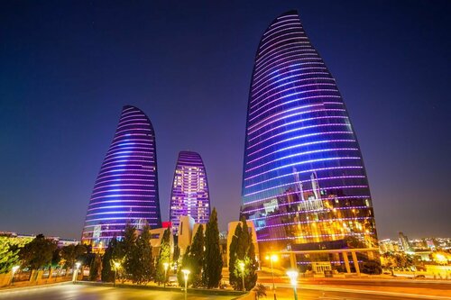 Гостиница Fairmont Baku Flame Towers в Баку
