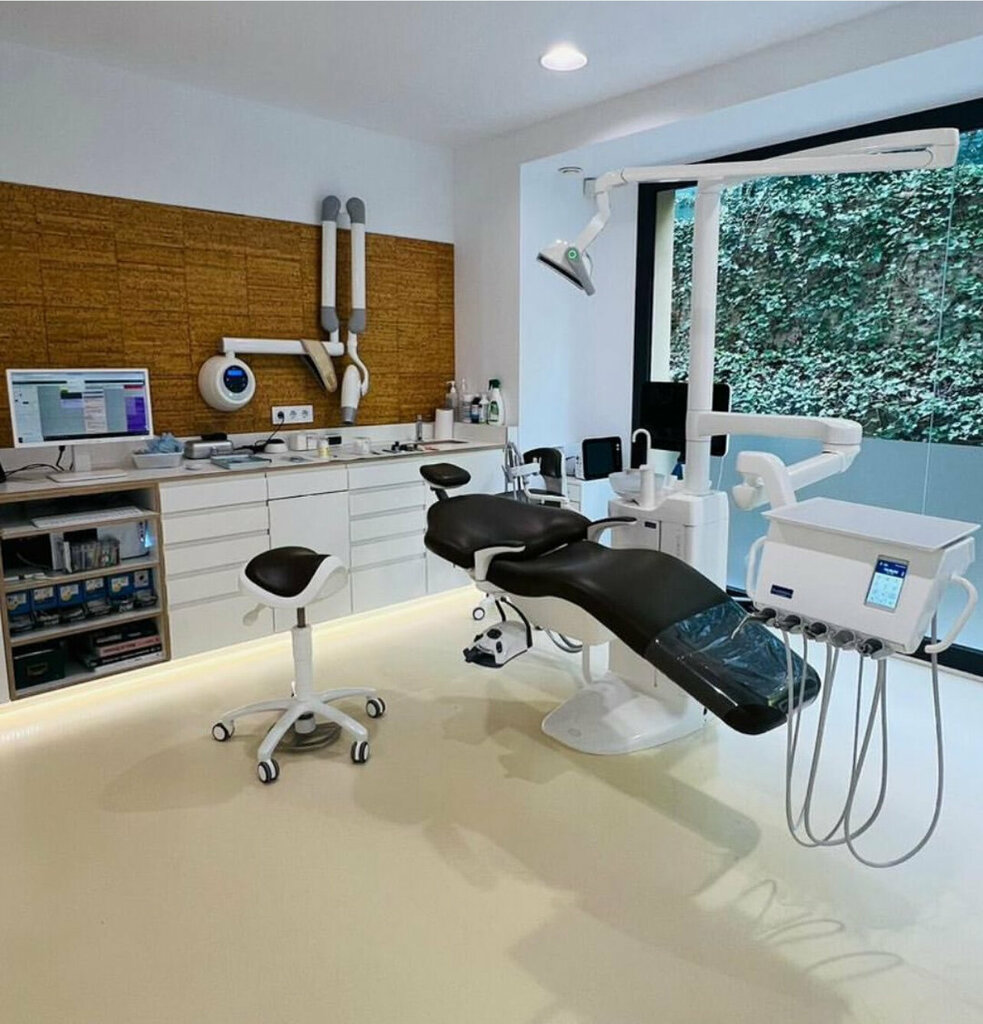 Dental materials and equipment 1-y Supermarket Rossii dlya stomatologov i zubnykh tekhnikov, Moscow, photo