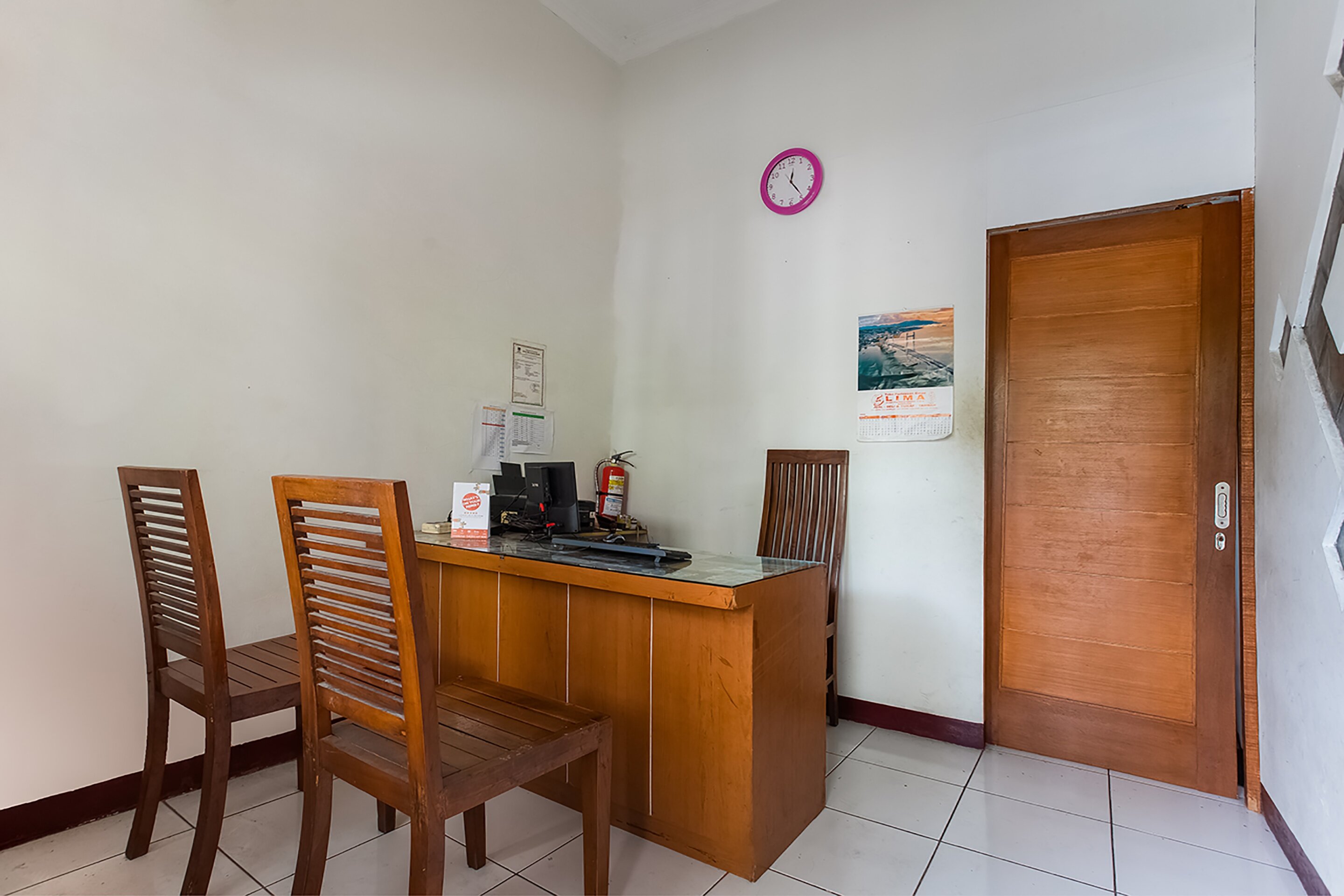 Фото Super Oyo 3406 Pandu Prima Guest House Syariah