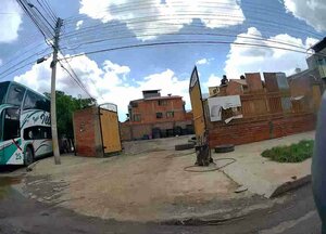 Service Station (Department of Cochabamba, Provincia de Cercado, Cochabamba, Avenida Melchor Pérez de Olguín), car service, auto repair