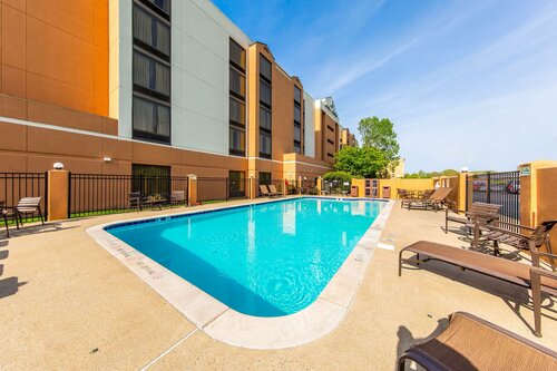 Гостиница Hyatt Place Louisville East в Луисвилле
