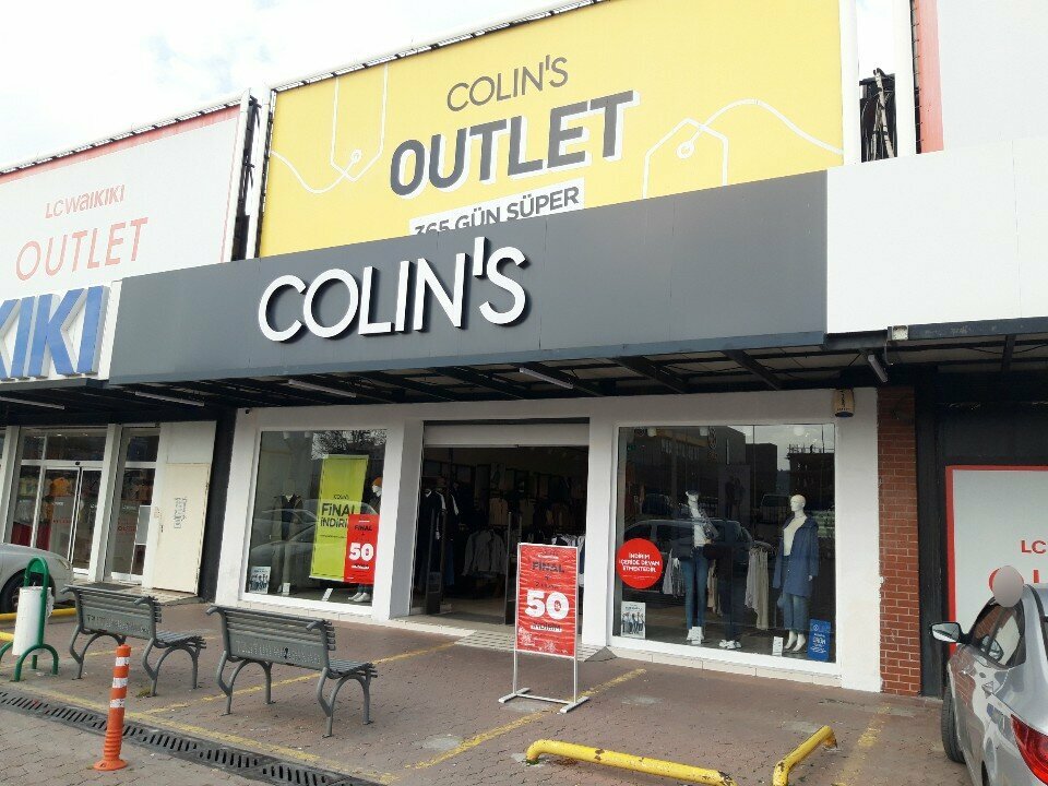 Clothing store Colin's, Izmir, photo