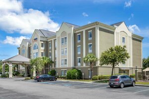 Гостиница Comfort Suites Myrtle Beach Central в Миртл-Бич