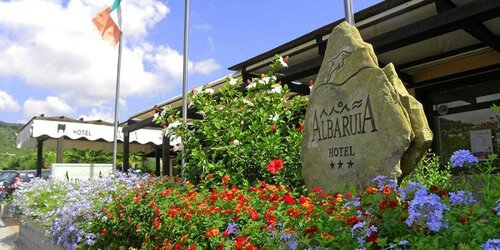 Гостиница Albaruja Hotel