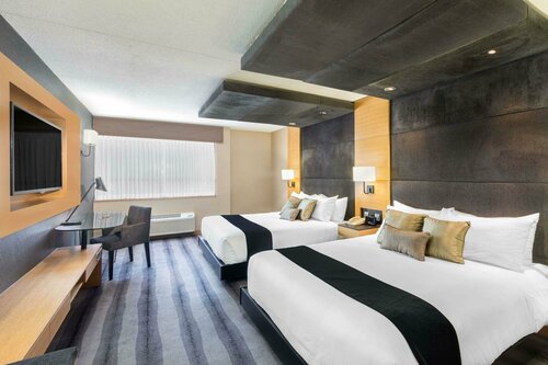 Гостиница Ramada Plaza by Wyndham Prince George в Принс-Джордже