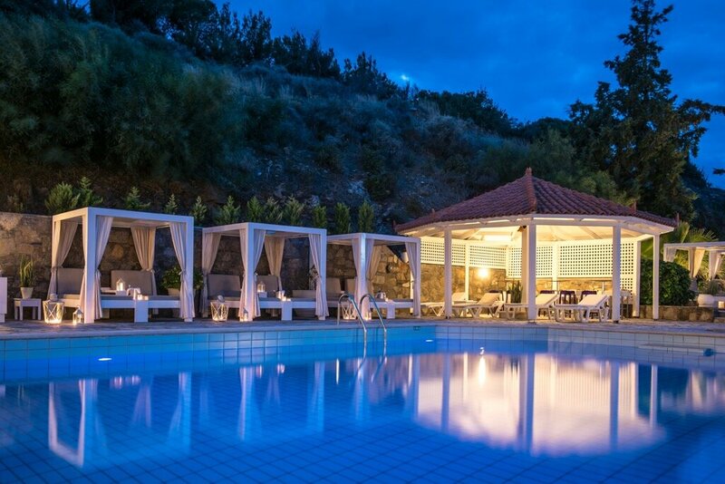 Гостиница Happy Cretan Suites