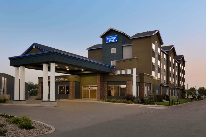 Гостиница Travelodge by Wyndham Weyburn
