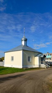 Chasovnya V Podozerskom (derevnya Koromyslovo, ulitsa Shcherbakova, 2А), orthodox church