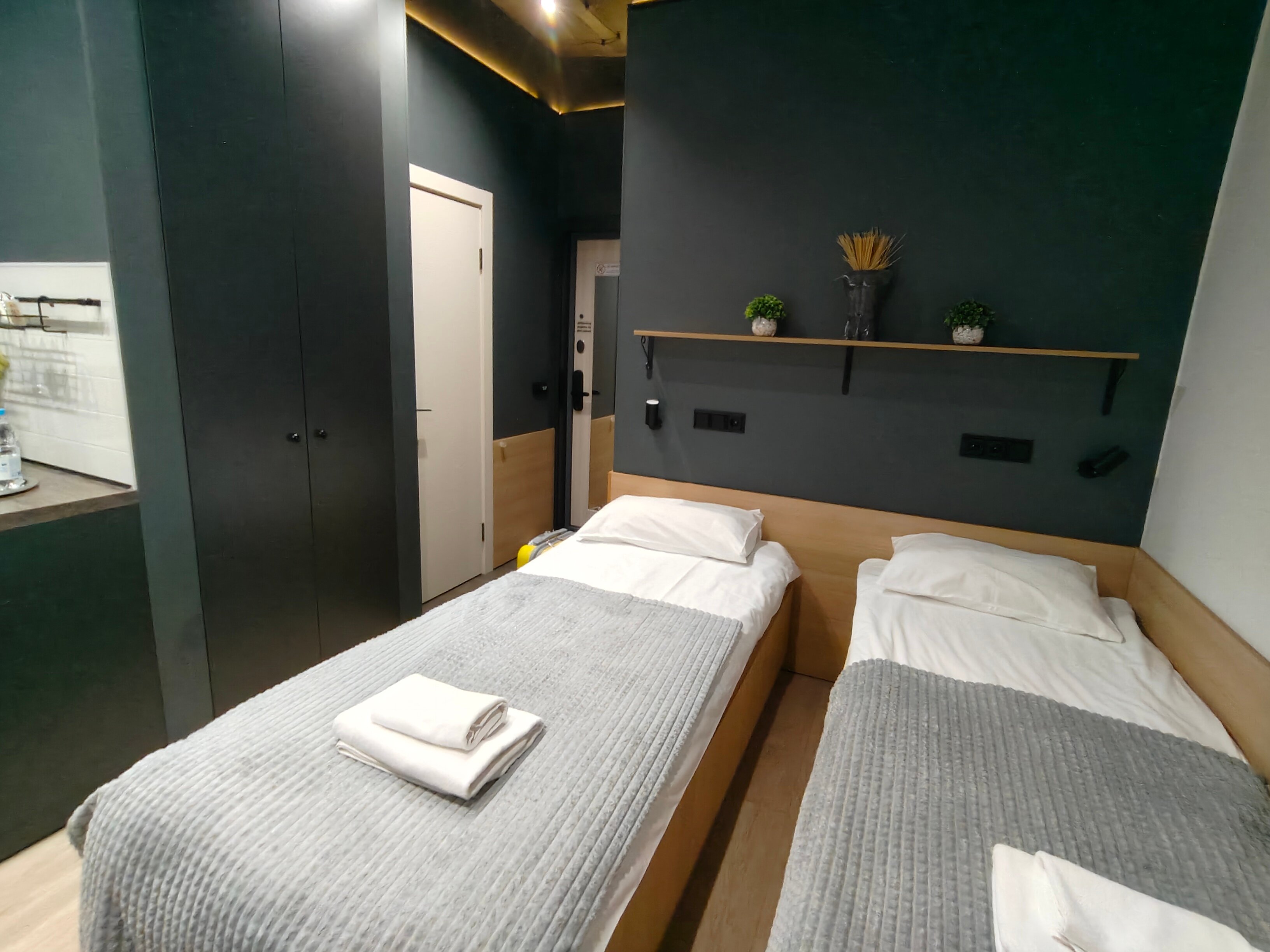 Фото Happy Rooms B. Pushkarskaya