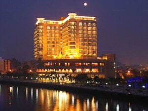 Гостиница Hiyet Oriental Hotel в Чжуншане