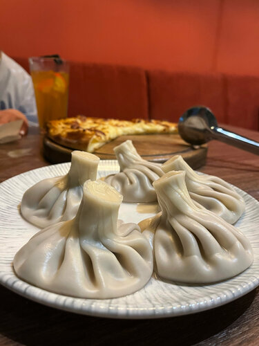 Rus porno aktrisalari ishtirokidagi porno videolar