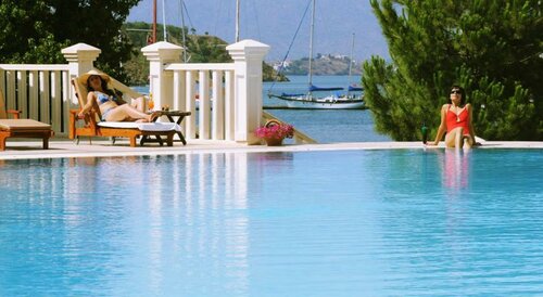 Гостиница Ece Saray Marina & Resort в Олюденизе