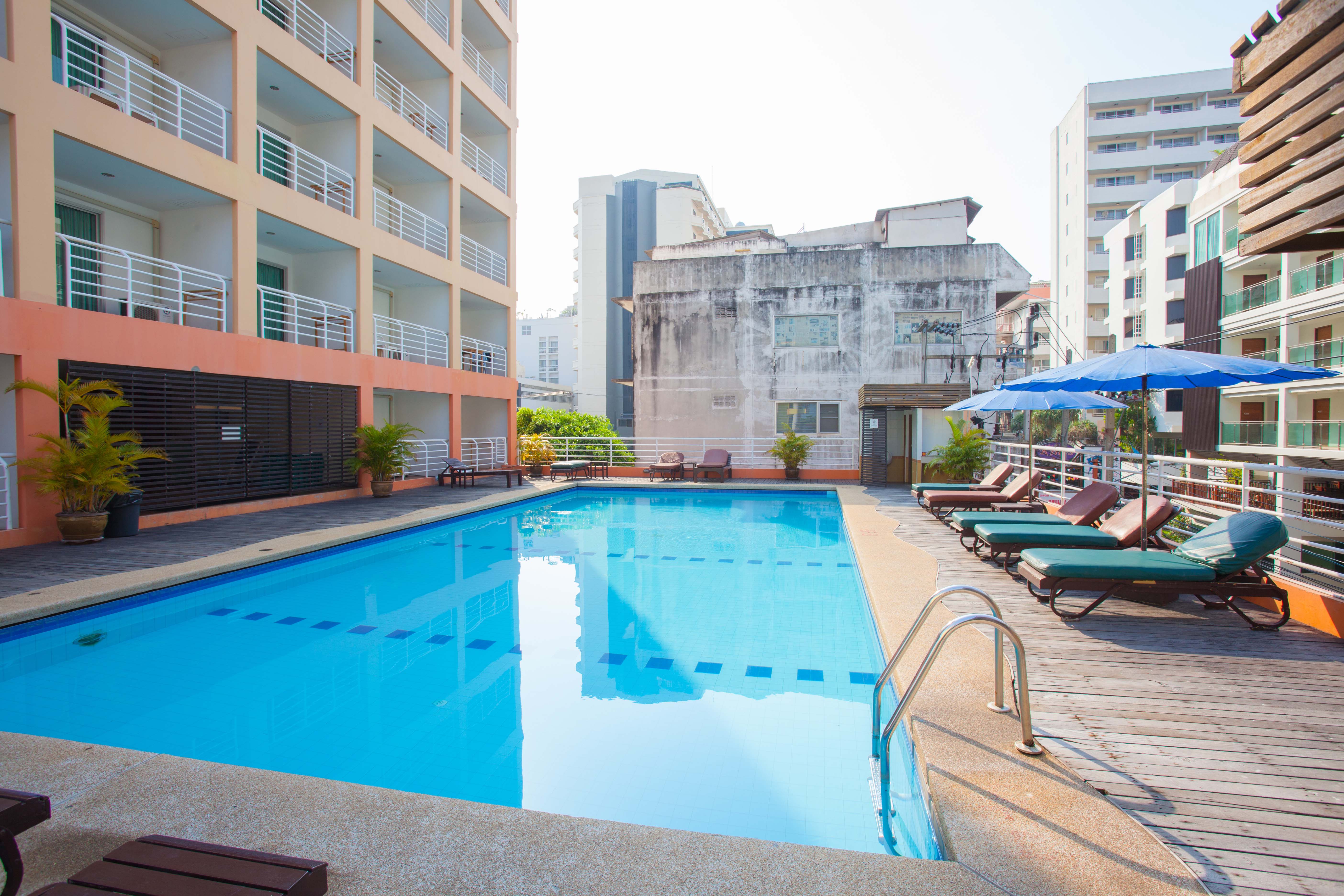 Фото Eastiny Plaza hotel