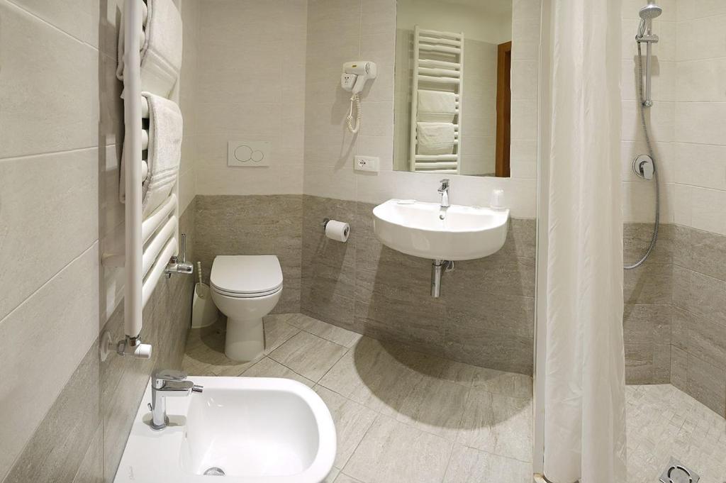 Фото Hotel Alla Rotonda