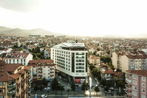 Гостиница Ramada by Wyndham Isparta в Ыспарте