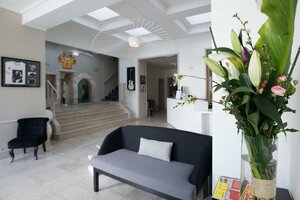 Гостиница Comfort Hotel Francois 1er 