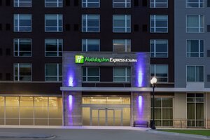 Гостиница Holiday Inn Express & Suites Lincoln Downtown