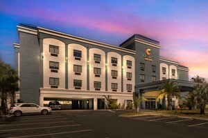 Гостиница Comfort Suites West Jacksonville