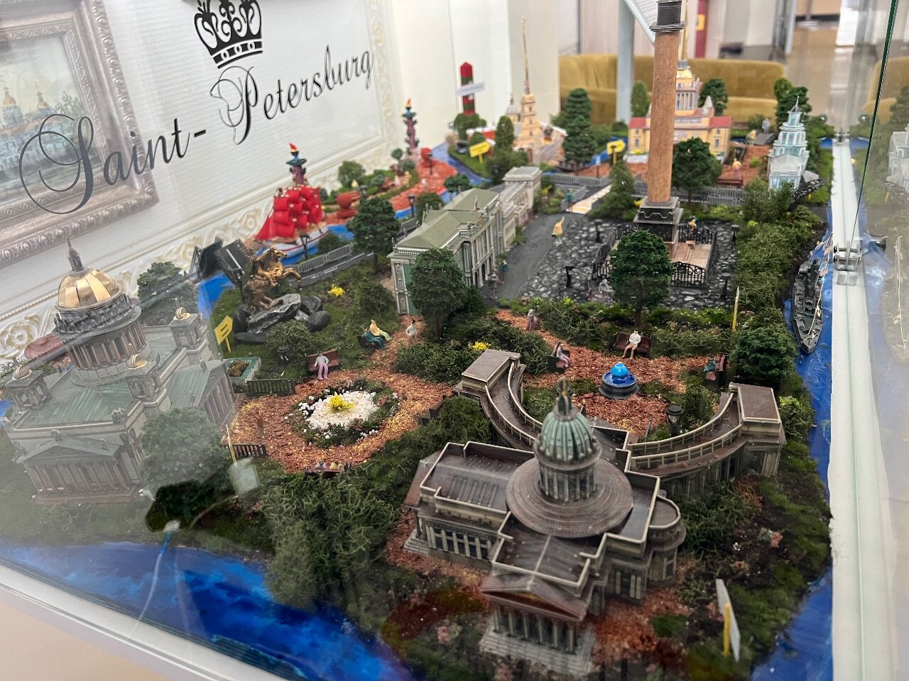 Фото Белое Дерево