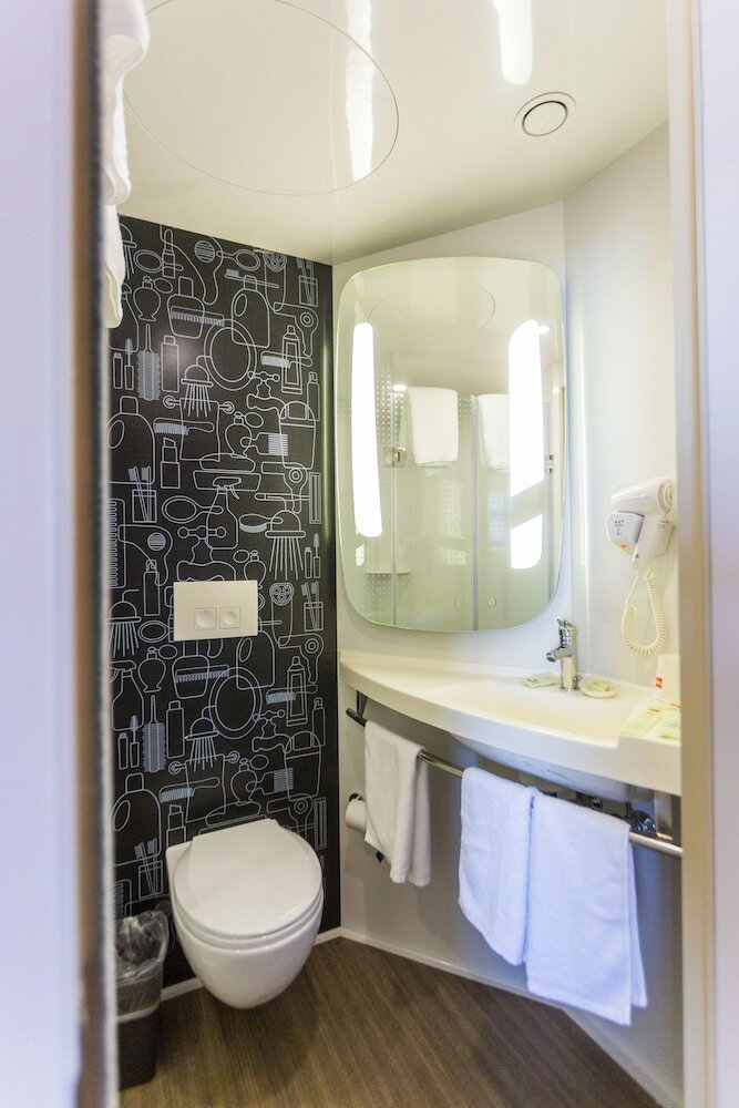 Фото Ibis Wenzhou University Hotel