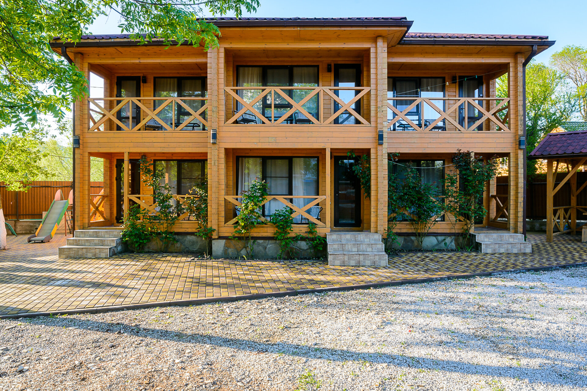 Фото отеля 2