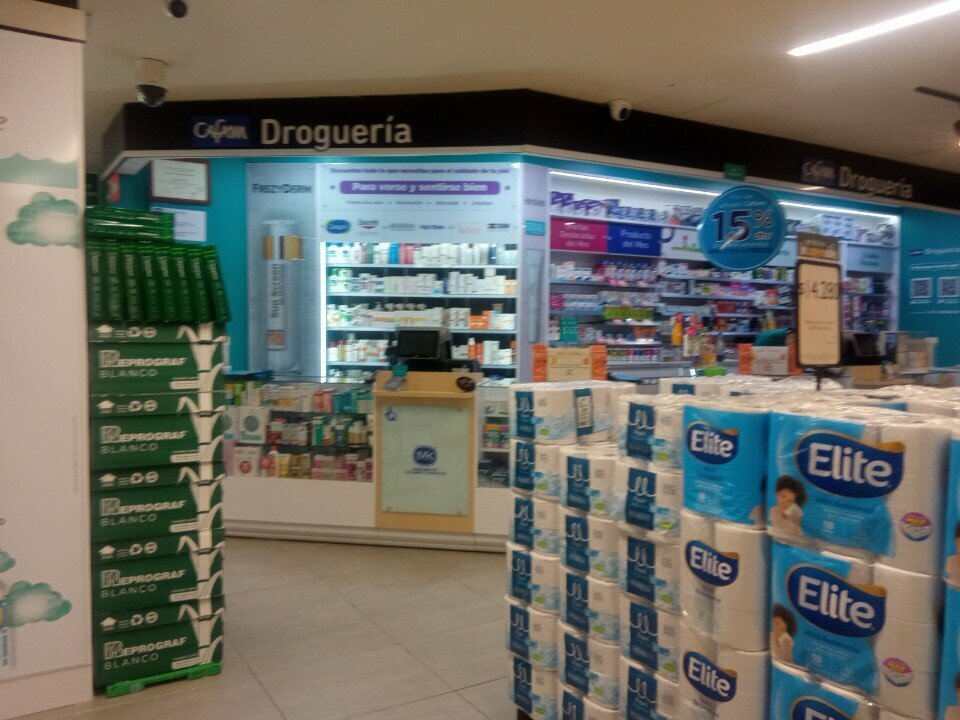 Pharmacy Cafam, Bogota, photo