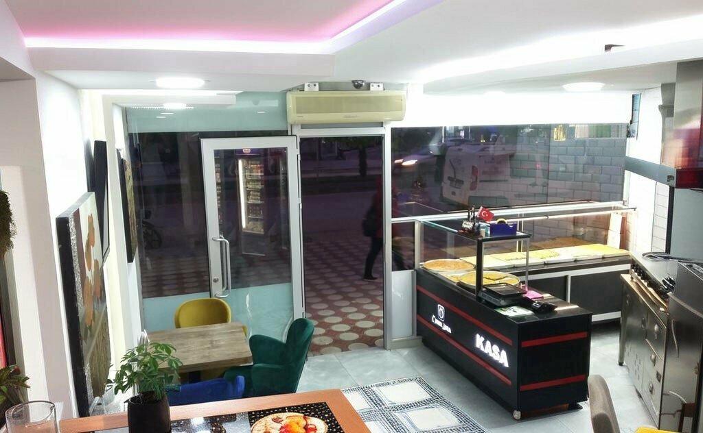 Cafe Omer Usta Burma Kadaif and Kunefe Hall, Bafra, photo