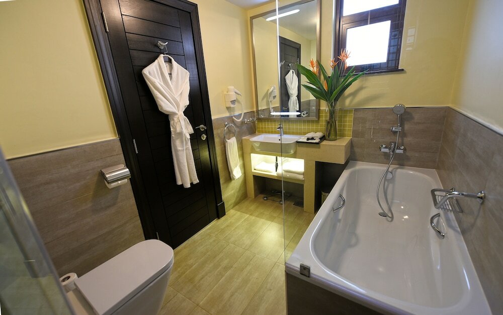 Фото Mestil Hotels & Residences