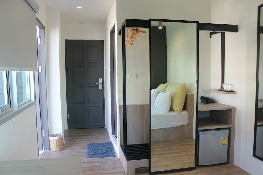 Фото Mad Monkey Bangkok Hostel - Adults Only