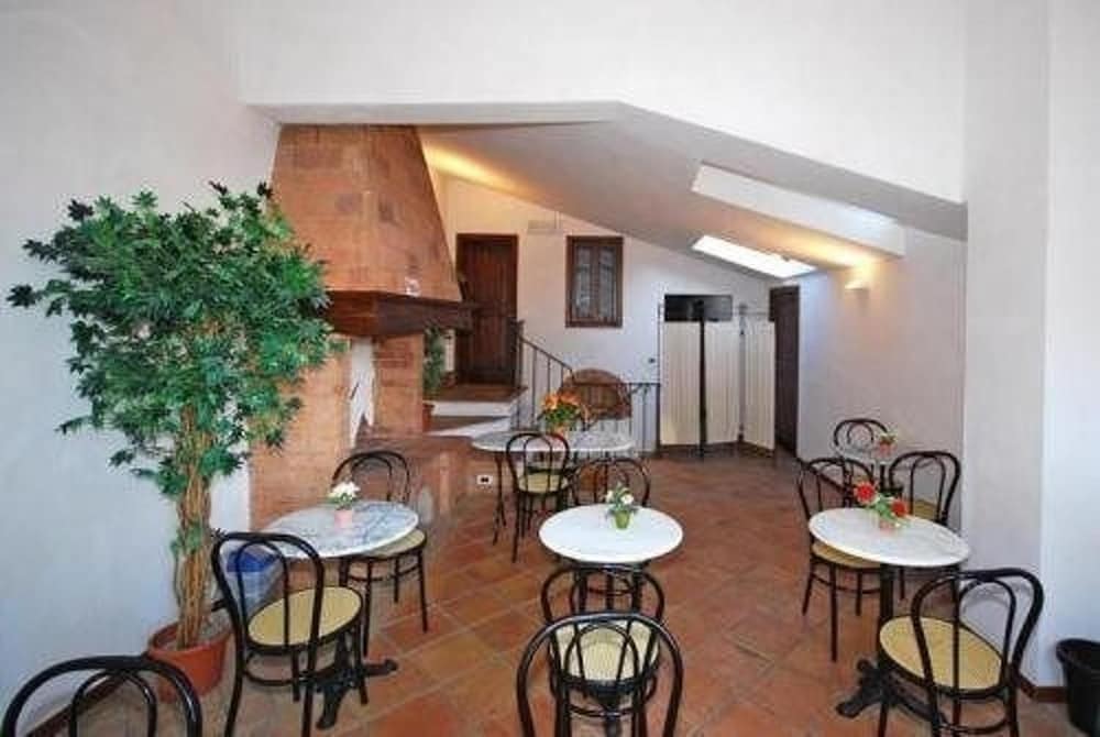 Фото A La Casa Dei Potenti