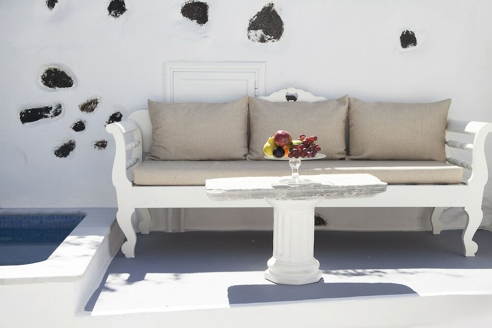 Фото WhiteDeck Hotel