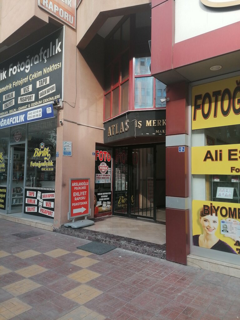 Medical examination Arslanoglu Poliklinigi, Gaziantep, photo