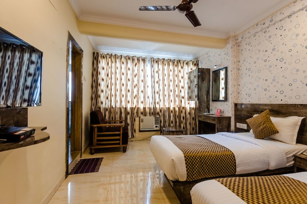 Фото Oyo 5665 Rana Residency