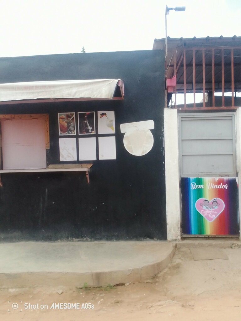 Bar, pub Cantinho Tia Lay, Loanda, photo