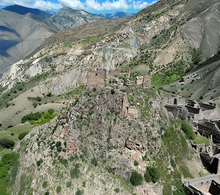 Landmark, attraction Sapaca Castle, Uzundere, photo