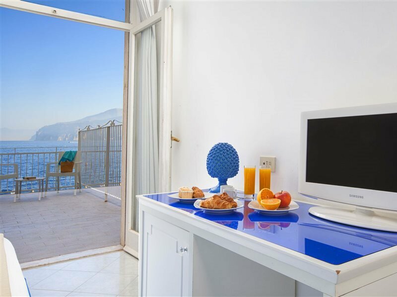 Фото Hotel Admiral Sorrento