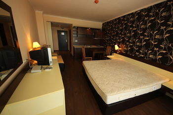 Фото Menada Apartments in Grand Hotel Sveti Vlas