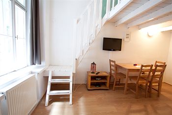 Фото Budapest Easy Flats - Opera1 Apartments