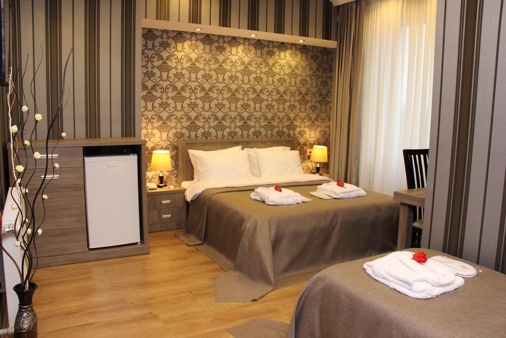 Фото Отель Monopoli Кутаиси