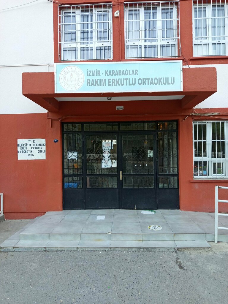School Rakim Erkutlu Ortaokulu, Izmir, photo