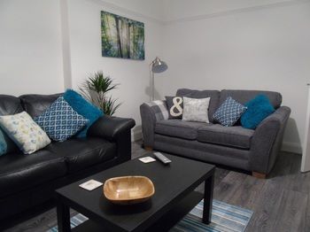 Фото Snug - Tùr Sealladh Apartment