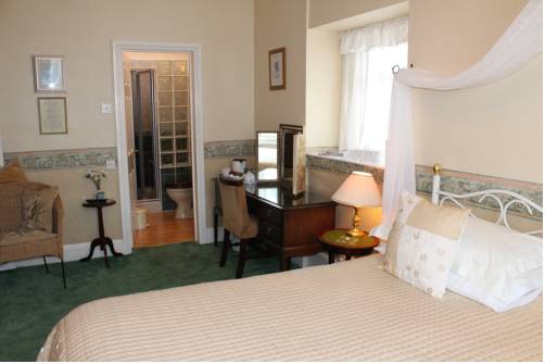 Фото Fleurie House