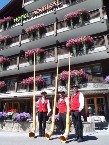 Фото Hotel Mama Zermatt