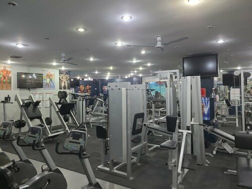 Santa Monica Gym, fitness kulüpleri, İstanbul, Bağcılar, Güneşli