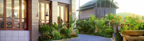 Гостиница Four Seasons Ocean Courtyard Hotel Sanya в Дадунхае