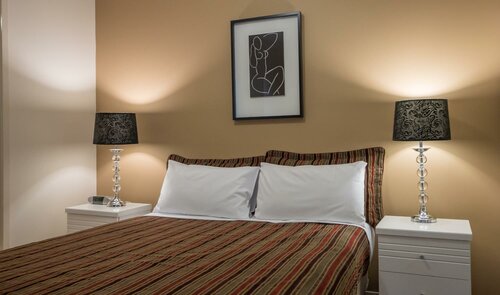 Гостиница Inn on the Park Apartments в Брисбене